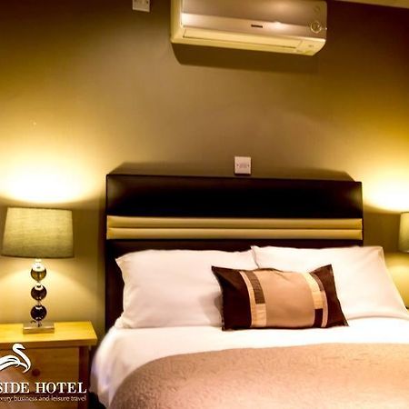 Thameside Hotel Ридинг Экстерьер фото
